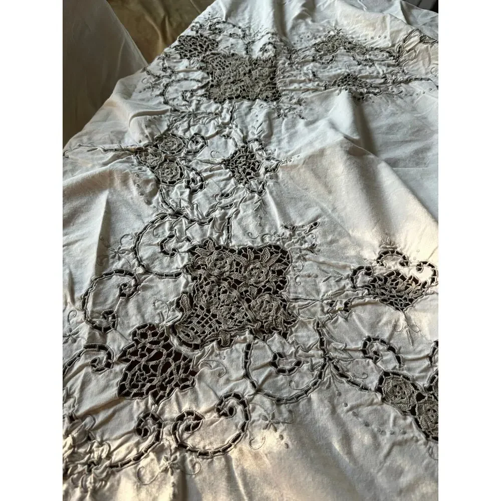 Vintage Tablecloth Embroidered 140x60” gray off white Scalloped Edge cutout